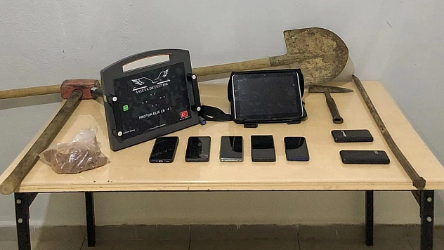 Tunceli'de kaçak kazı operasyonu