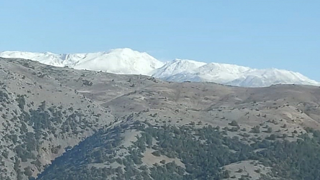 Tunceli'de mevsimin ilk karı düştü