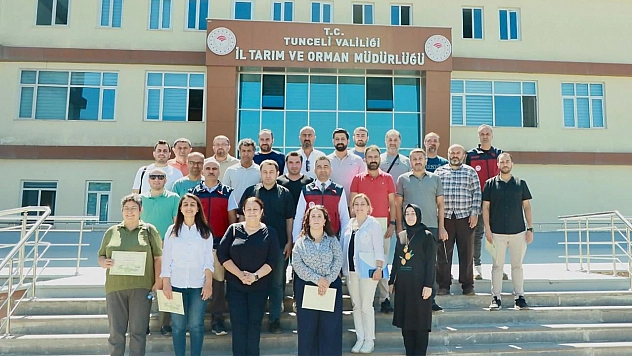 Tunceli'de uygulamalı ipekböcekçiliği eğitimi düzenlendi