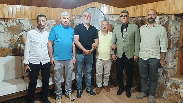 Türk Ocakları'ndan Kıbrıs Şehidi Mustafa Uygur'un ailesine anlamlı ziyaret