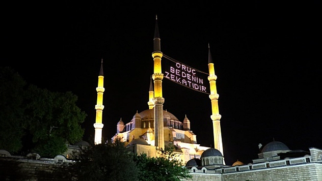 Türkiye'de Orucu İlk Hangi Şehir Açar? En Uzun Oruç Tutulan İl Hangisidir?