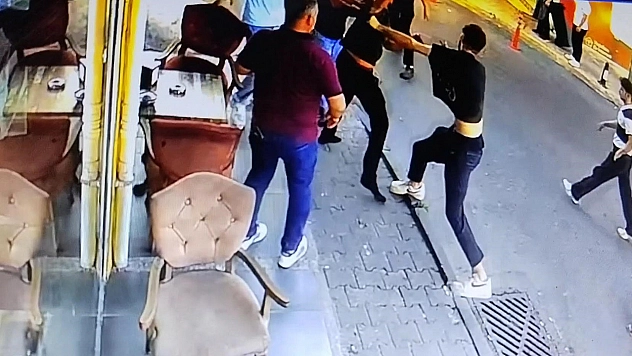 Tuvalet Kavgası: Bıçakla Saldırdı