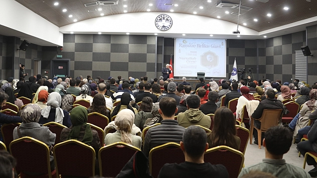 Usta kalem Nurullah Genç, Elazığlılarla buluştu