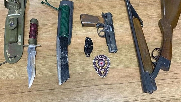 Elazığ'da yakalandı, üzerinden çıkanlar yok artık dedirtti