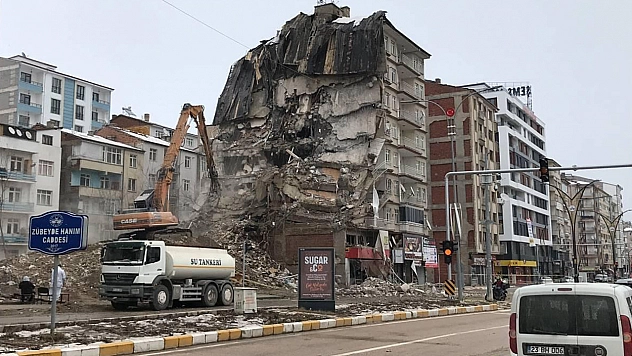 Uzman İsim Açıkladı: Tüm Elazığ'ı İlgilendiriyor, Süre Daralıyor: İşte Yapılması Gerekenler