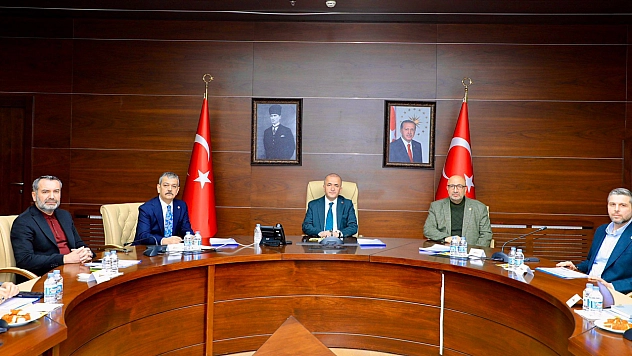 Vali Hatipoğlu projeler hakkında açıklamalarda bulundu