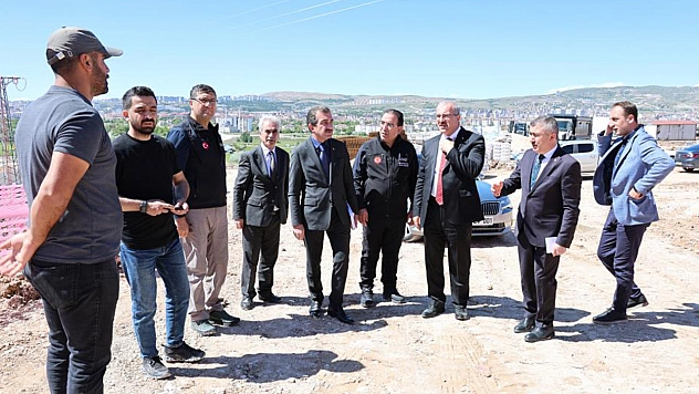 Vali Toraman, Deprem Konutlarını İnceledi