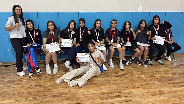 Wushu kung fu bölge Şampiyonası'nda Elazığ rüzgarı