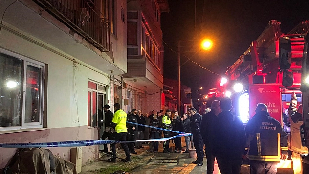 Yangında bebek ve çocuk hayatını kaybetti