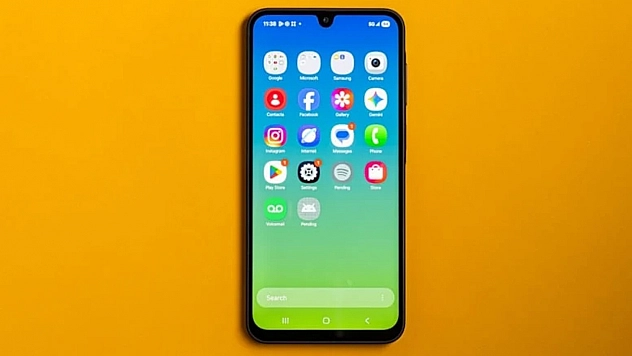 Yapay zeka telefon devlerini küçülttü