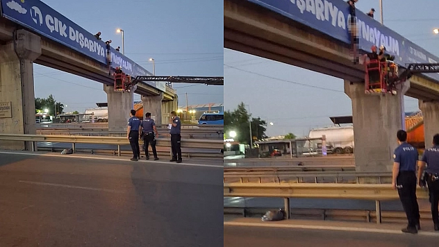 Yarı çıplak şahıs üst geçitte asılı bulundu