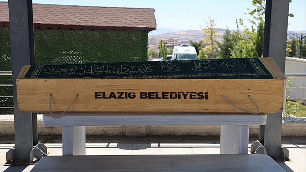 Yarım saat arayla iki kez araç çarptı: Yaşlı adam hayatını kaybetti