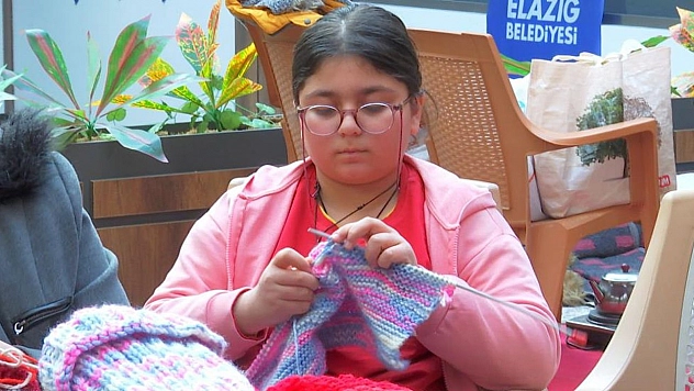 Yaşı Küçük Ama Gönlü Büyük...