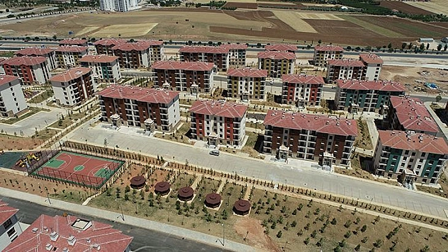 Yeni Yuvalarına Kavuşan Deprem Mağdurları: 'Evler 5 Yıldızlı Otel Gibi'