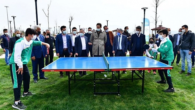 Yeşilyurt Belediyesi, masa tenisi etkinliği düzenledi