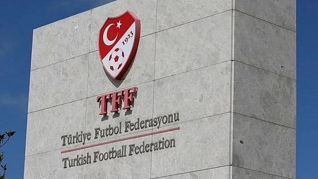 Yabancı kuralı yeniden değişti! TFF'den takımları zorlayacak yeni şart