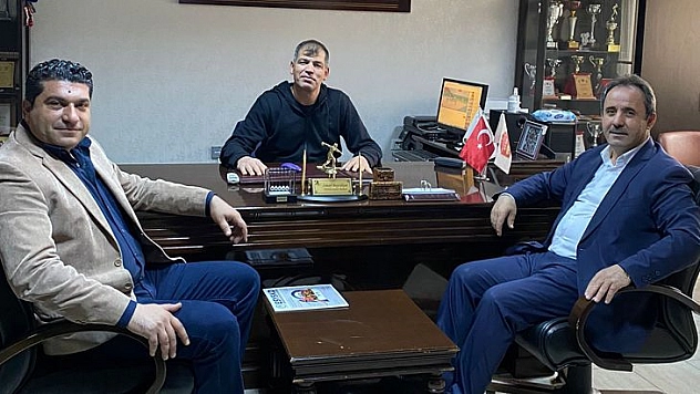 Yılmaz ve Demirçelik'ten ESYSK'ya ziyaret