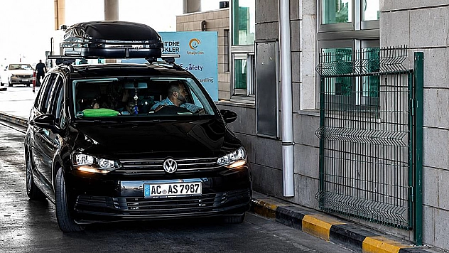 Yurt dışı araç kullanımında yeni dönem: Eş ve çocuklara kolaylık geldi