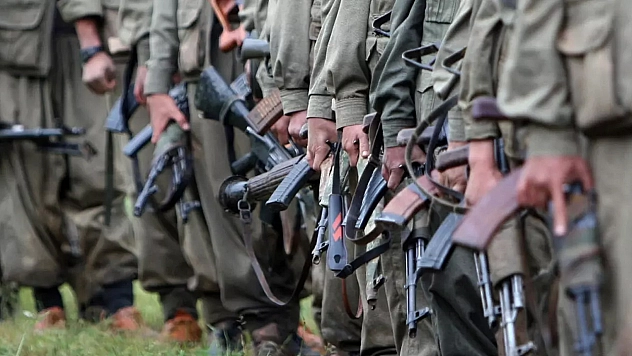 Yüzlerce PKK'lı terörist SDG'ye geçti, Türkiye teyakkuz ilan etti