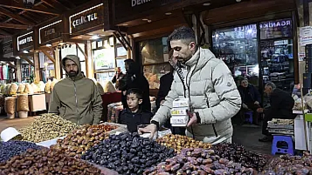 Elazığ'da Ramazan'ın Vazgeçilmezinin Fiyatını Gören Vatandaşlar 'Yok Artık' Diyor