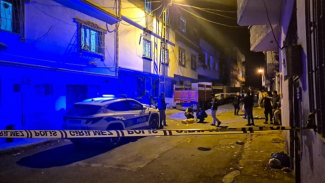 Silahlı kavga kanlı bitti! 1 ölü, 4 yaralı