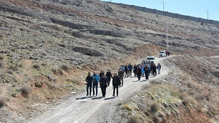 'Telefonu bırak çevrene bak' doğa yürüyüşüyle dijital bağımlılığa 'hayır' denildi