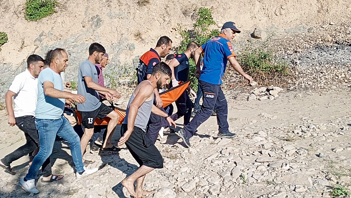 20 Yaşındaki Genç Boğularak Hayatını Kaybetti