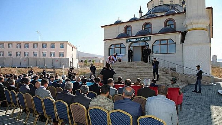 ELAZIĞ'DA ŞEHİTLER CAMİİ AÇILDI