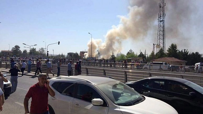 ELAZIĞ EMNİYET MÜDÜRLÜĞÜ'NE BOMBALI SALDIRI