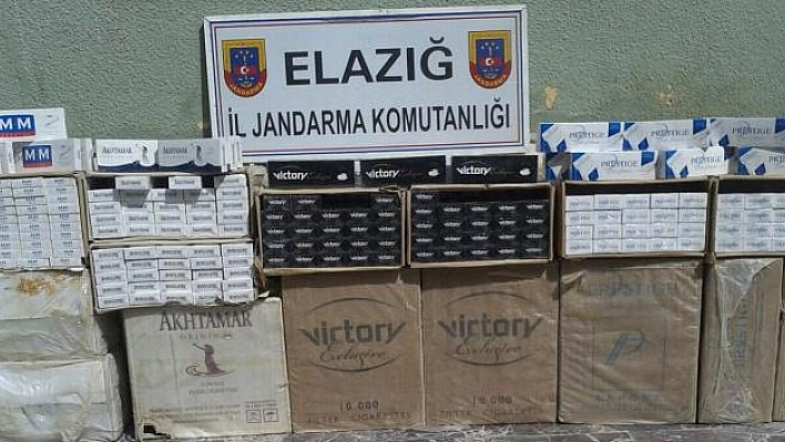 JANDARMA EKİPLERİ 16 BİN PAKET KAÇAK SİGARA ELE GEÇİRDİ