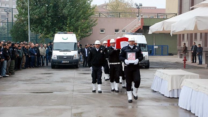 ŞEHİT ERDUR'UN KAYNANASI: 'VATANI BÖLEMEYECEKSİNİZ'