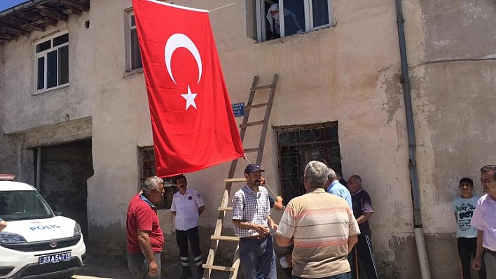 ŞEHİT ATEŞİ ELAZIĞ'A DÜŞTÜ