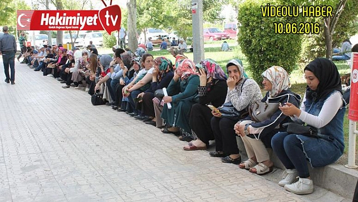 ÖĞRENCİLER İÇERDE, AİLELERİ DIŞARIDA TER DÖKTÜ