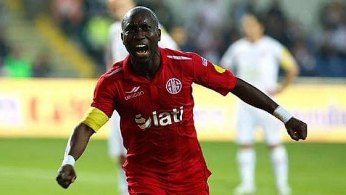 LAMINE DIARRA GELİYOR!