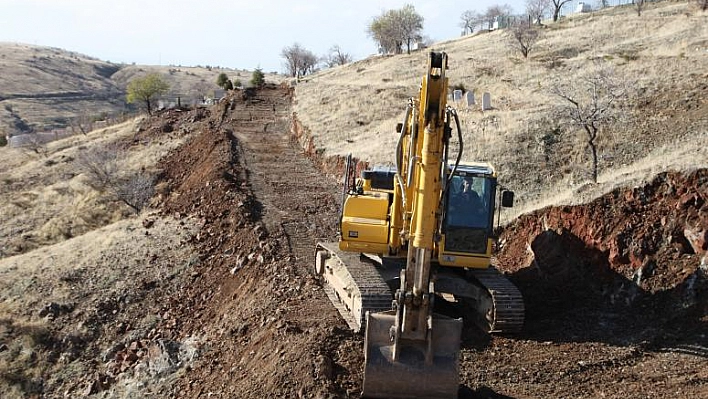 HARPUT MEZARLIĞINA BAĞLANTI YOLLARI AÇILIYOR