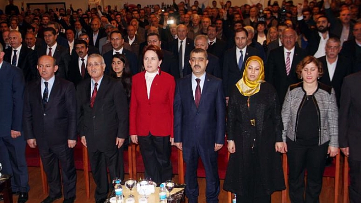 'BU YOL MERAL AKŞENER'İN BAŞKANLIK YOLU DEĞİLDİR'