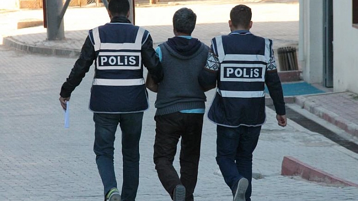 BYLOCK KULLANICISI 10 ÖĞRETMEN TUTUKLANDI