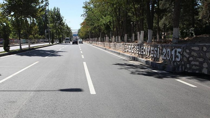 ZÜBEYDE HANIM CADDESİ 6 ŞERİDE ÇIKARILIYOR