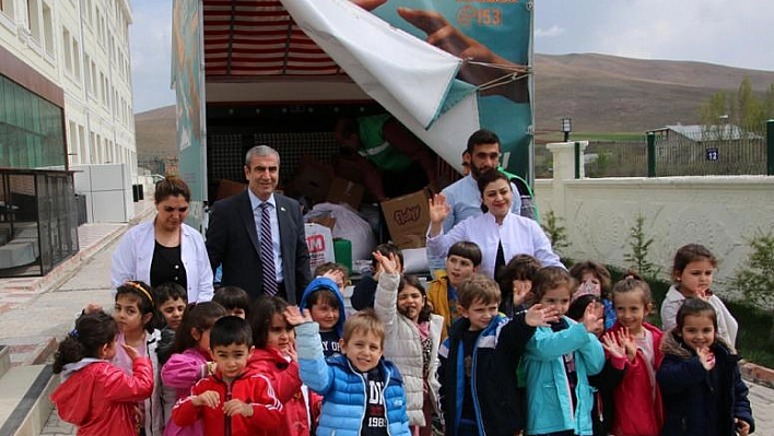 FİNAL OKULLARI'NDAN HAYIR ÇARŞISINA DESTEK