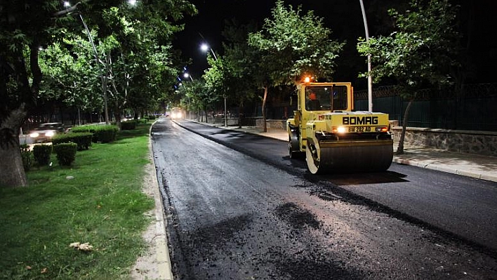 FEN İŞLERİ YOĞUN TEMPOSUNU SÜRDÜRÜYOR 