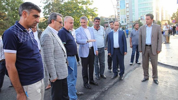 BAŞKAN YANILMAZ, GAZİ CADDESİ'NDE İNCELEMELERDE BULUNDU