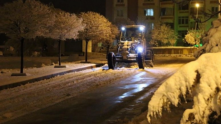 ELAZIĞ'DA 236 KÖY YOLU KAPANDI