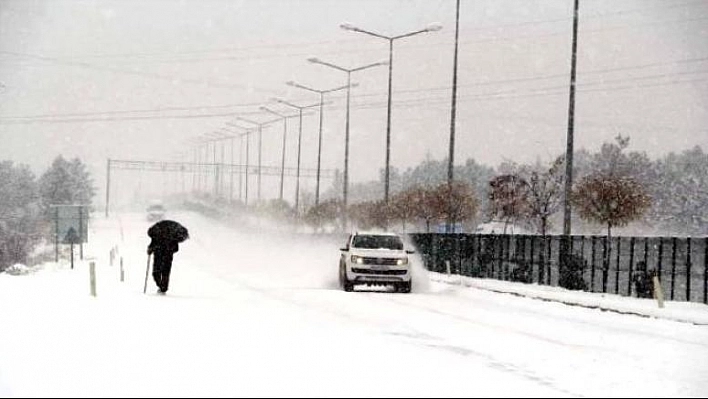  KAR GELİYOR