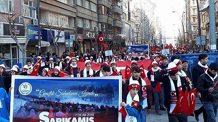 ELAZIĞ'DA SARIKAMIŞ ŞEHİTLERİNİ ANMA TÖRENİ DÜZENLENDİ 