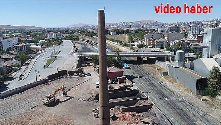 40 metre yüksekliğinde 66 yıllık baca bölgenin simgesi olacak