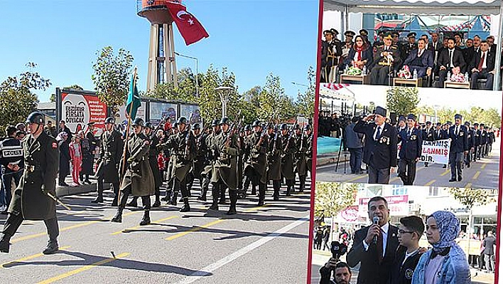 Elazığ'da Cumhuriyetin 95. Yılı Coşkuyla Kutlandı