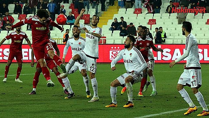 DG Sivasspor ile hazırlık maçı