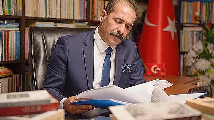 Prof.Dr. Bilal Çoban, trafik kazası geçirdi