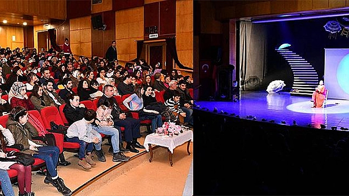 'TAMARA'NIN ÇIĞLIKLARI' OYUNU SAHNELENDİ