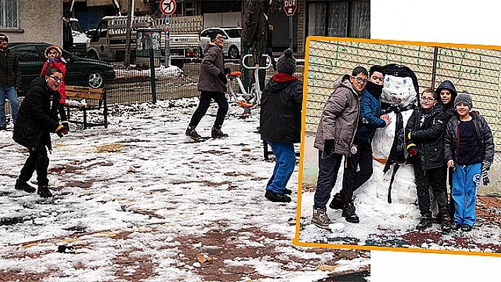 ELAZIĞ'DA ÖĞRENCİLERİN 'KAR TATİLİ' KEYFİ